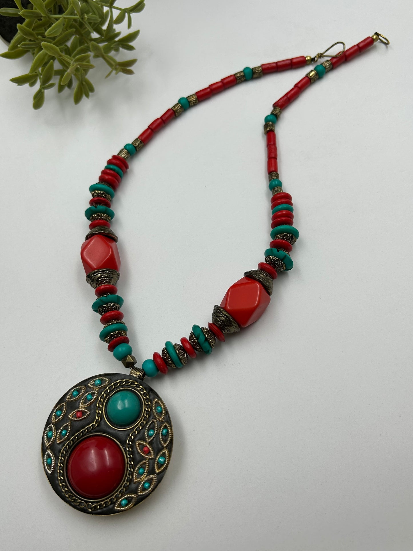 Tanira Red and Green Tibetan Necklace