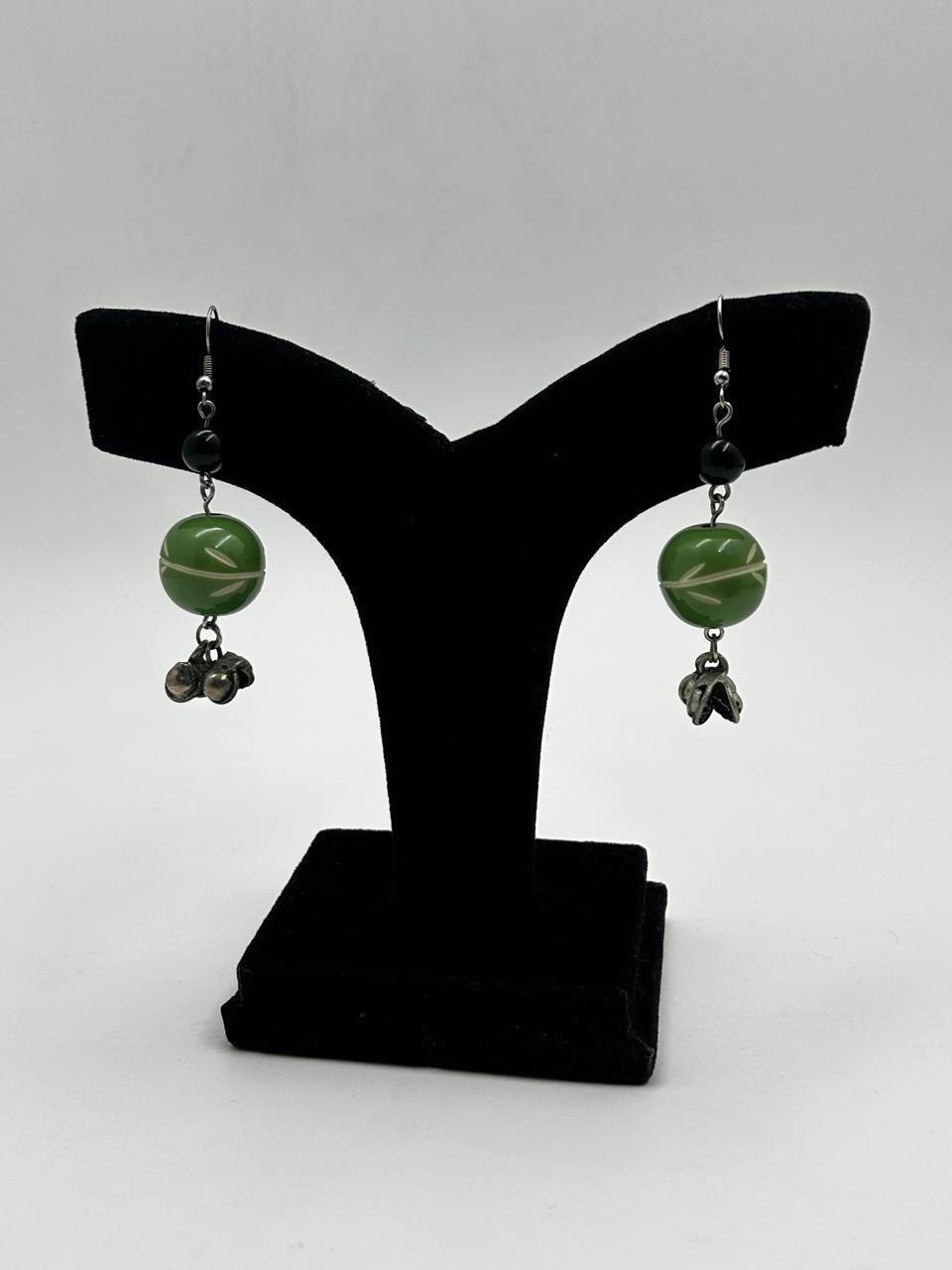 Ibha Black and Green Oxidised Necklace Set