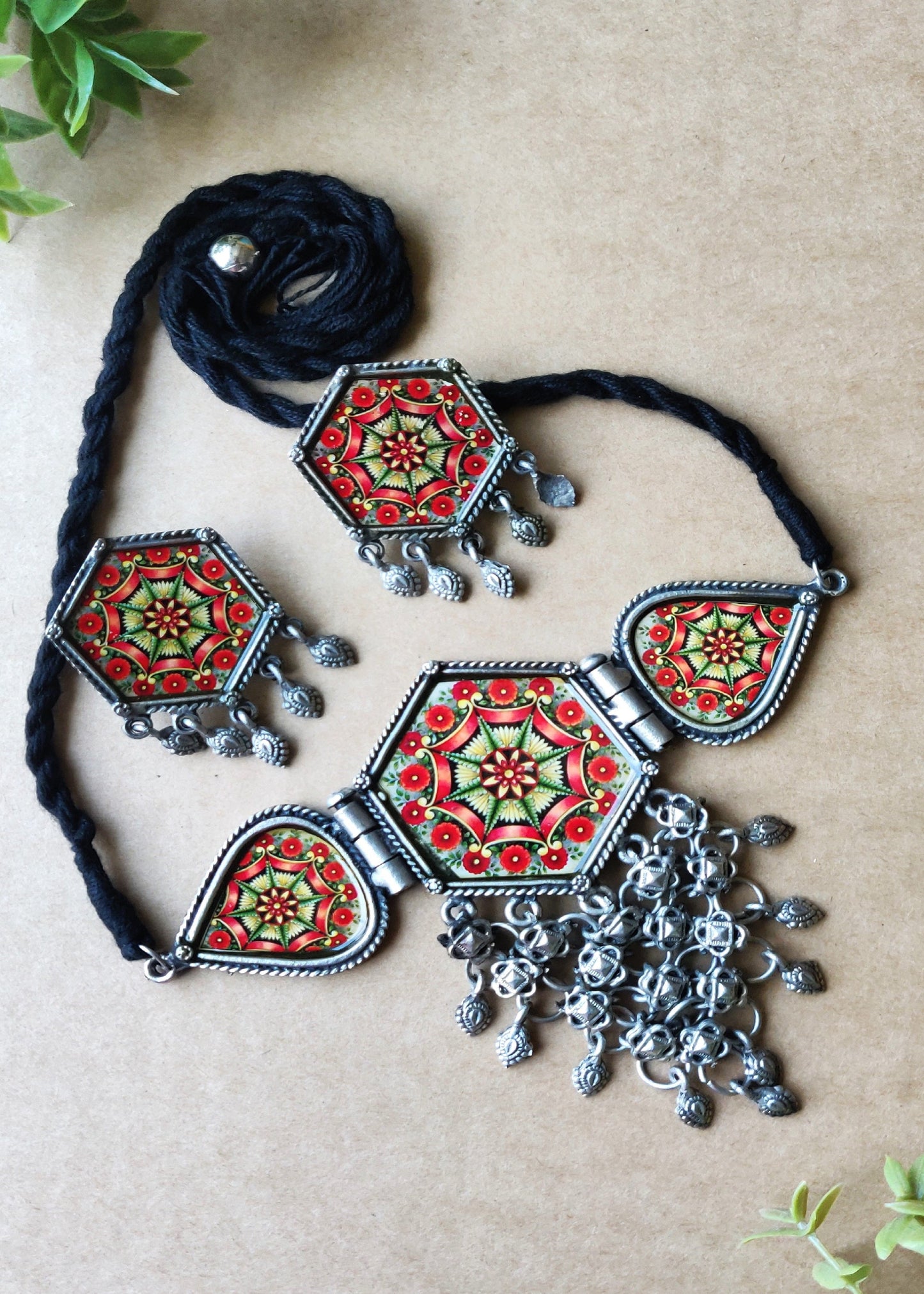Aimi Red Digital Painted Choker Necklace Set