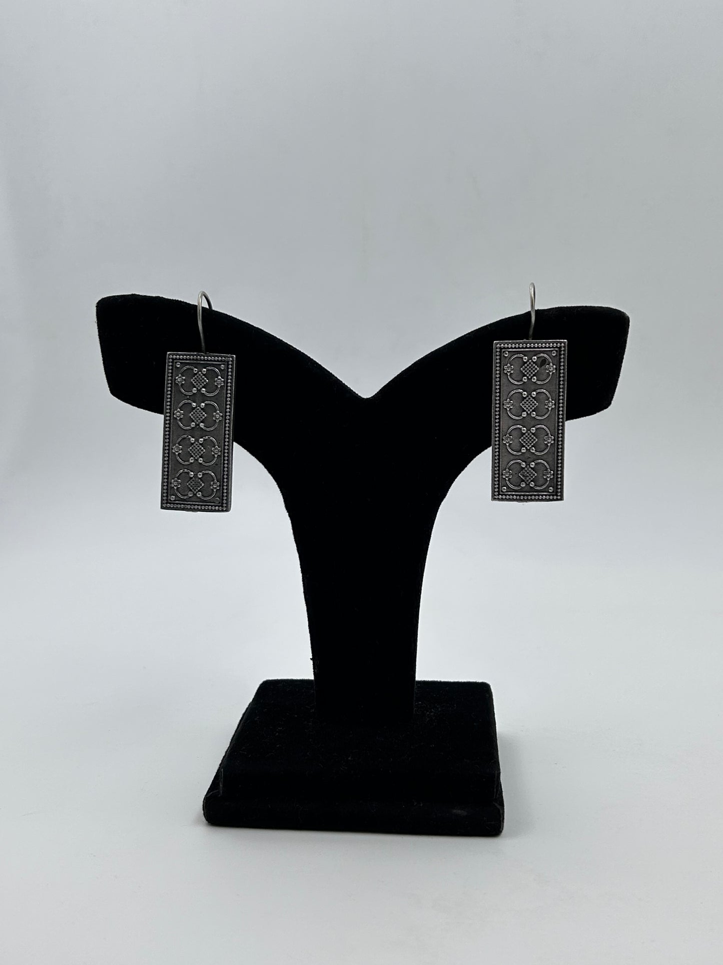 Reeti Silver Buggati Earrings