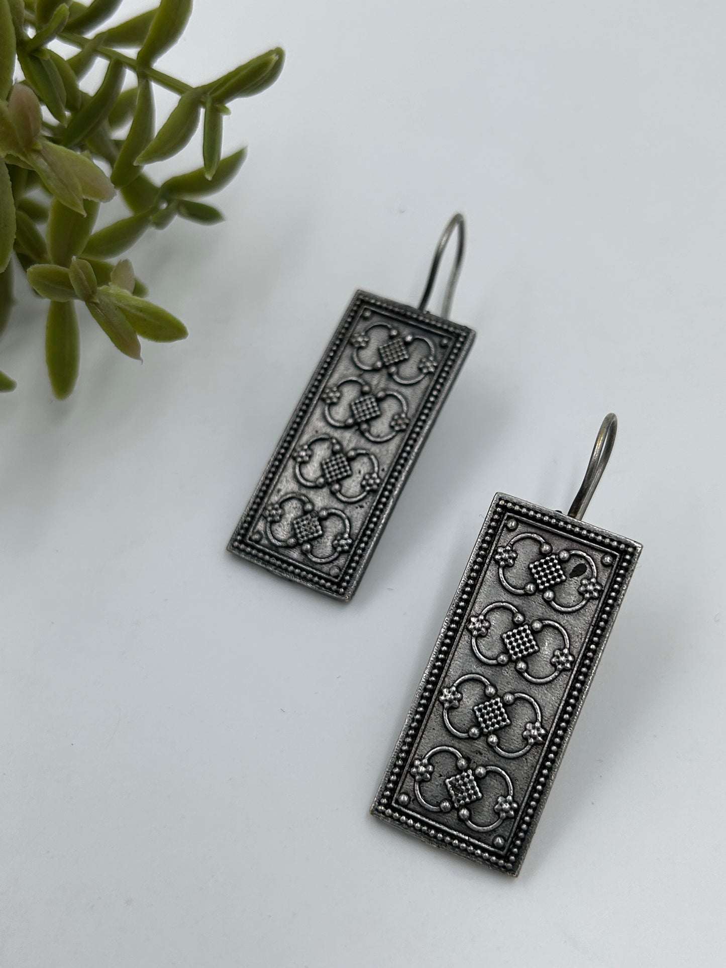 Reeti Silver Buggati Earrings