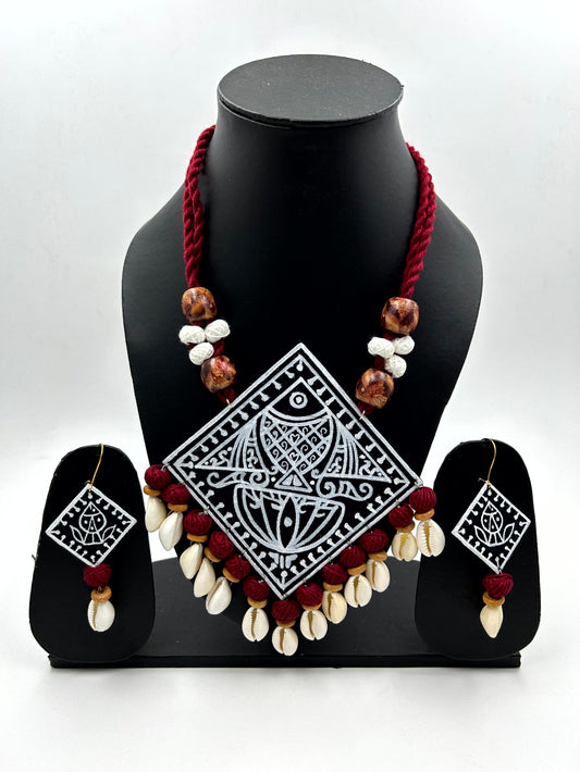 Meenal Black Handpainted Fabric Necklace Set