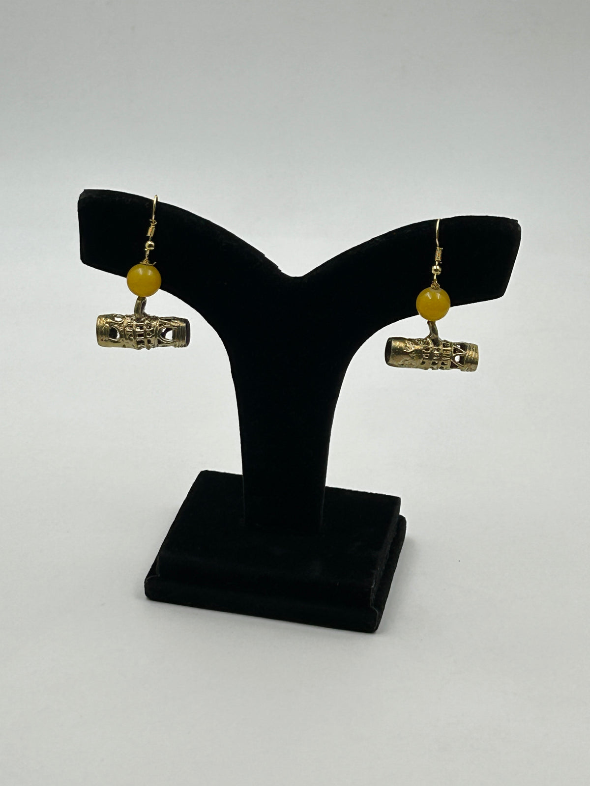 Vanya Orange Dokra Necklace Set