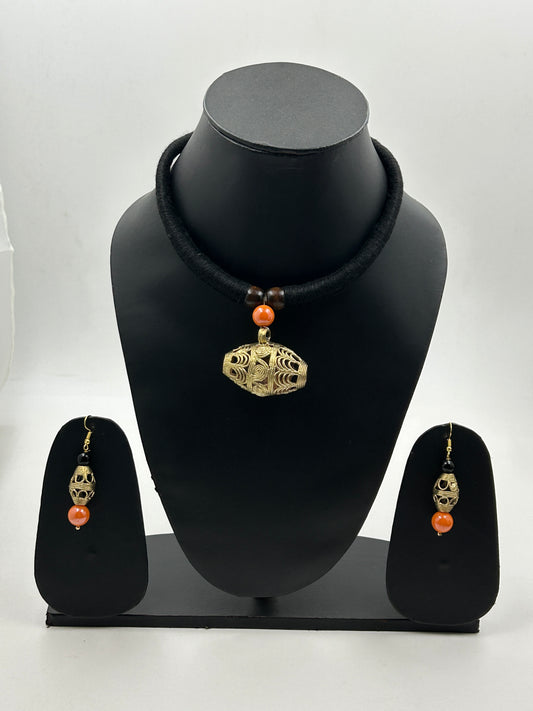 Elara Black Dholak Dokra Necklace Set with Matching Earrings – Full View on Mannequin