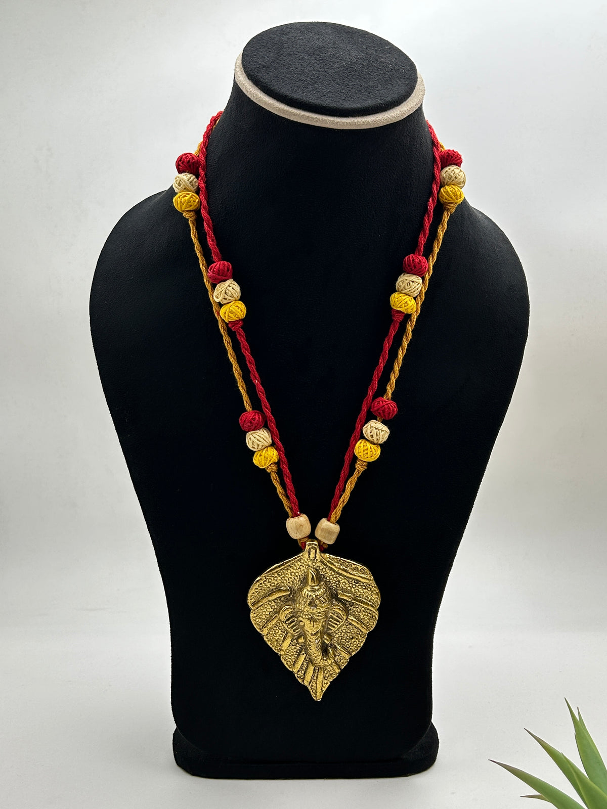 Riddhi Yellow Ganesha  Pendant Necklace