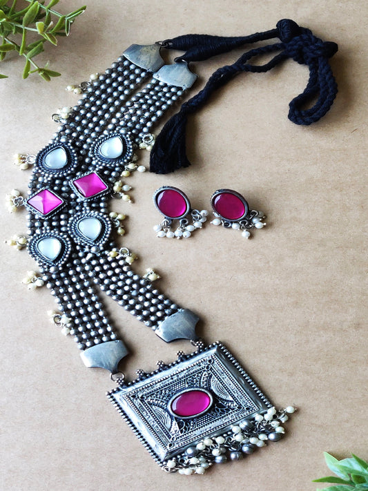 Shyamli Pink Black Polished Necklace Set